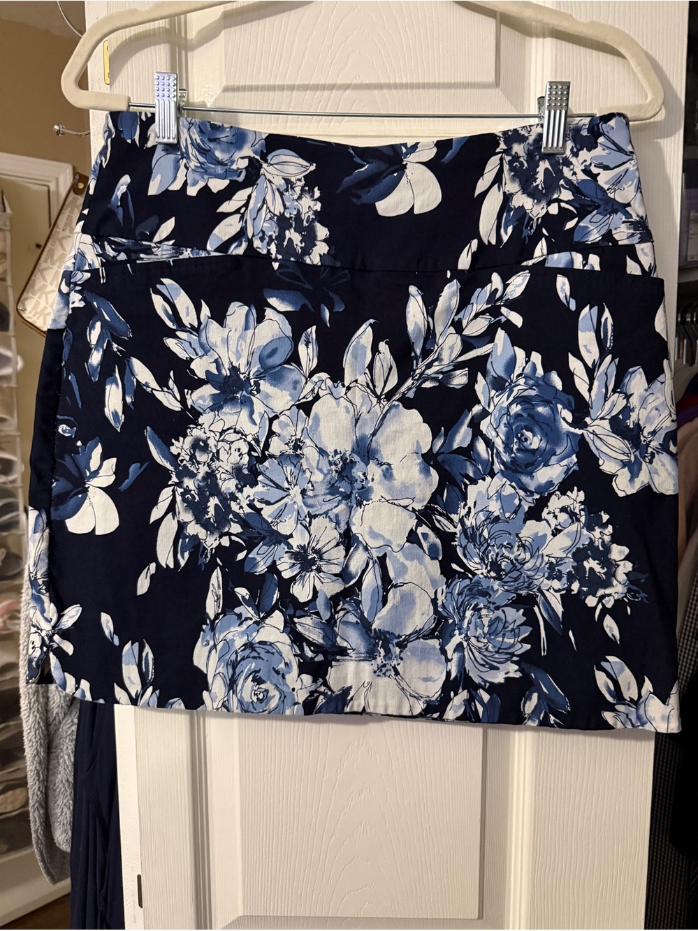 Women’s Navy Blue Floral Skort